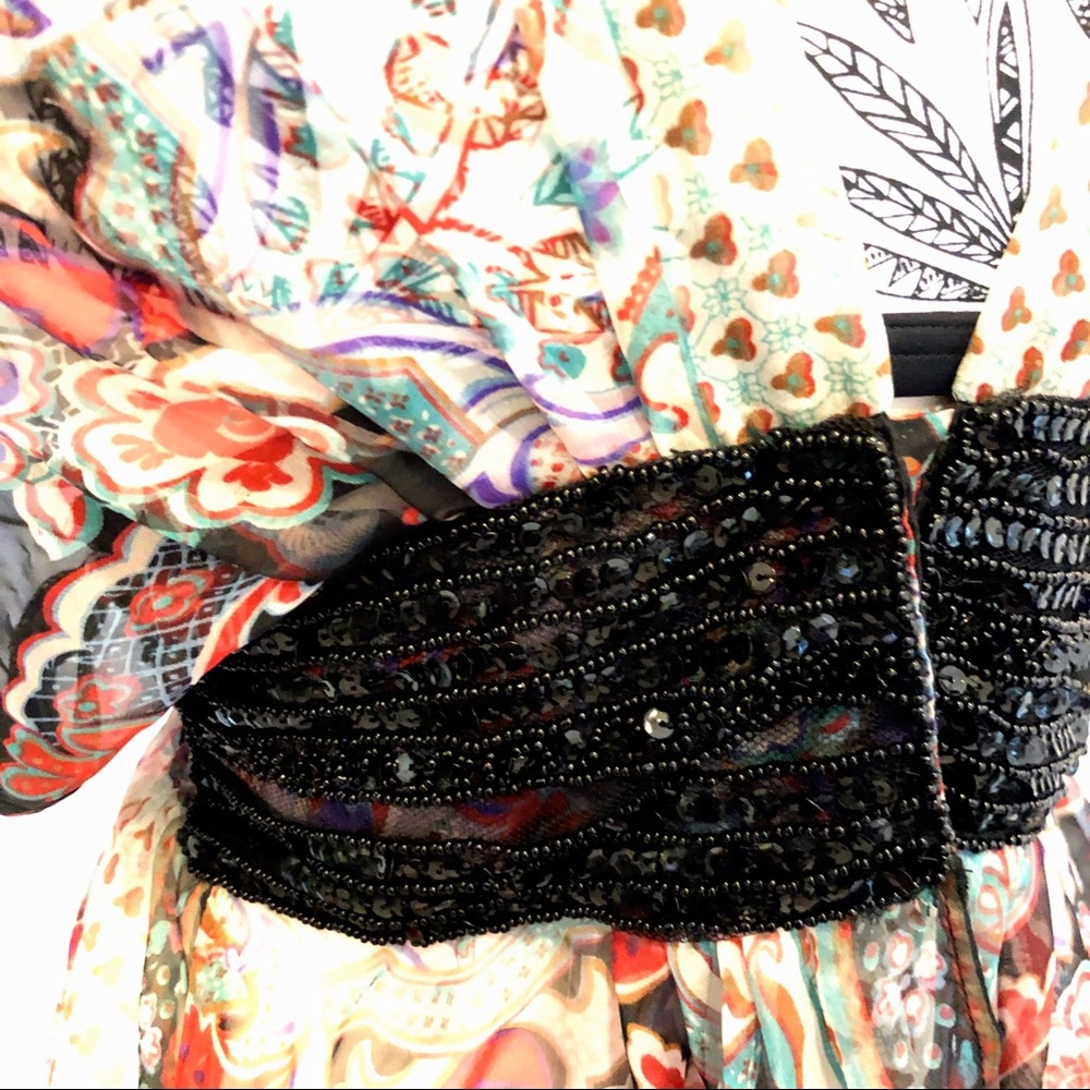 Swimsuit Coverup Floral plunging neckline V blouse snap up front - Picture 5 of 8